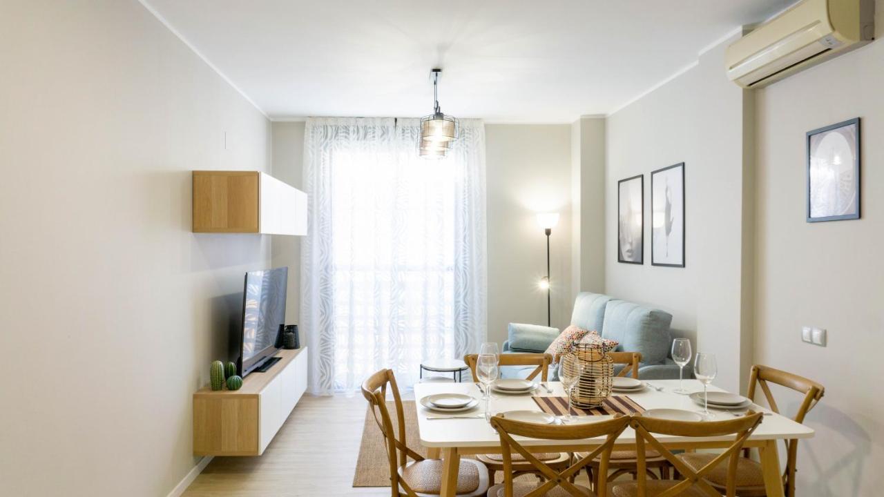 Luxury Apartment Dos Aceras Malaga Exterior photo